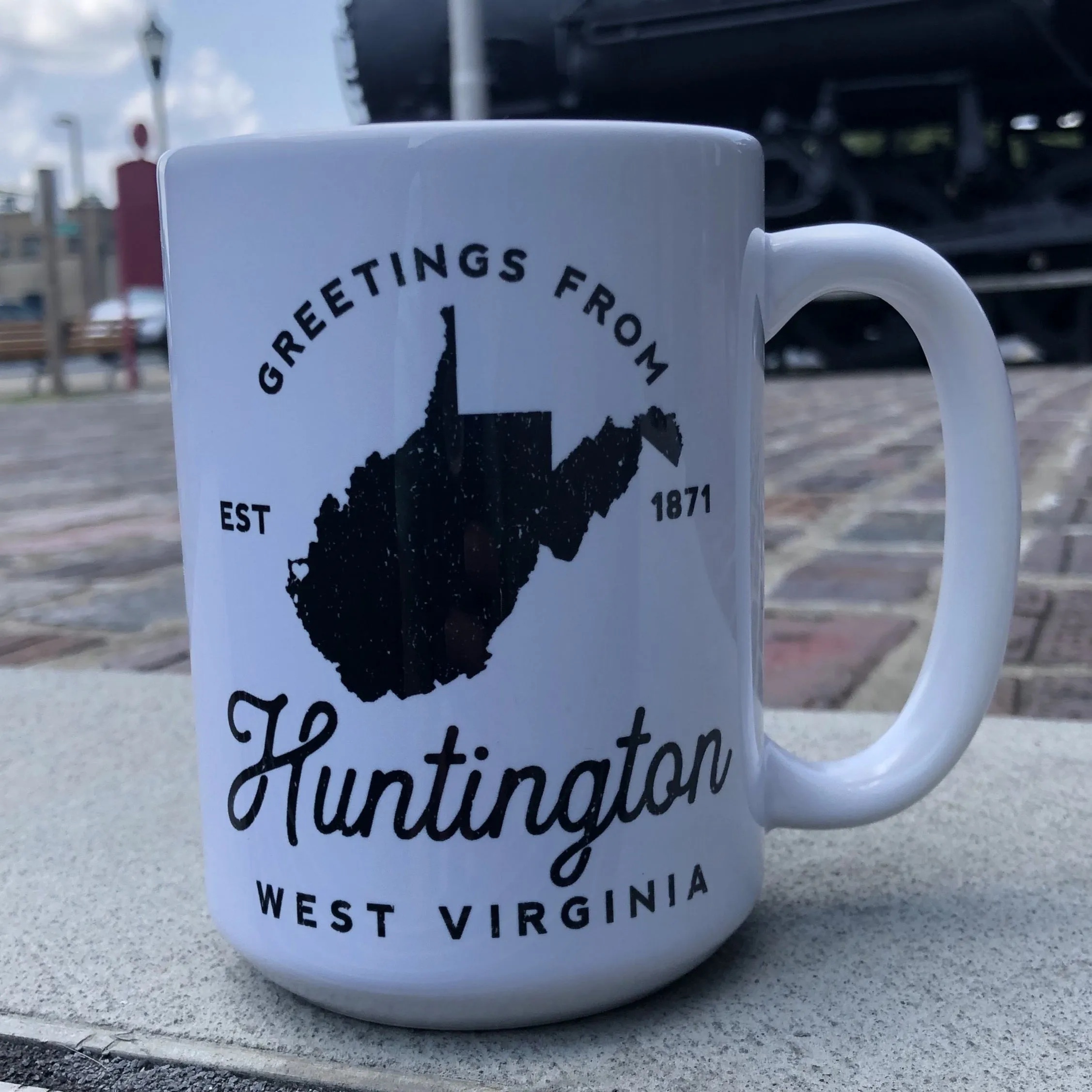 GREETINGS FROM HUNTINGTON MUG