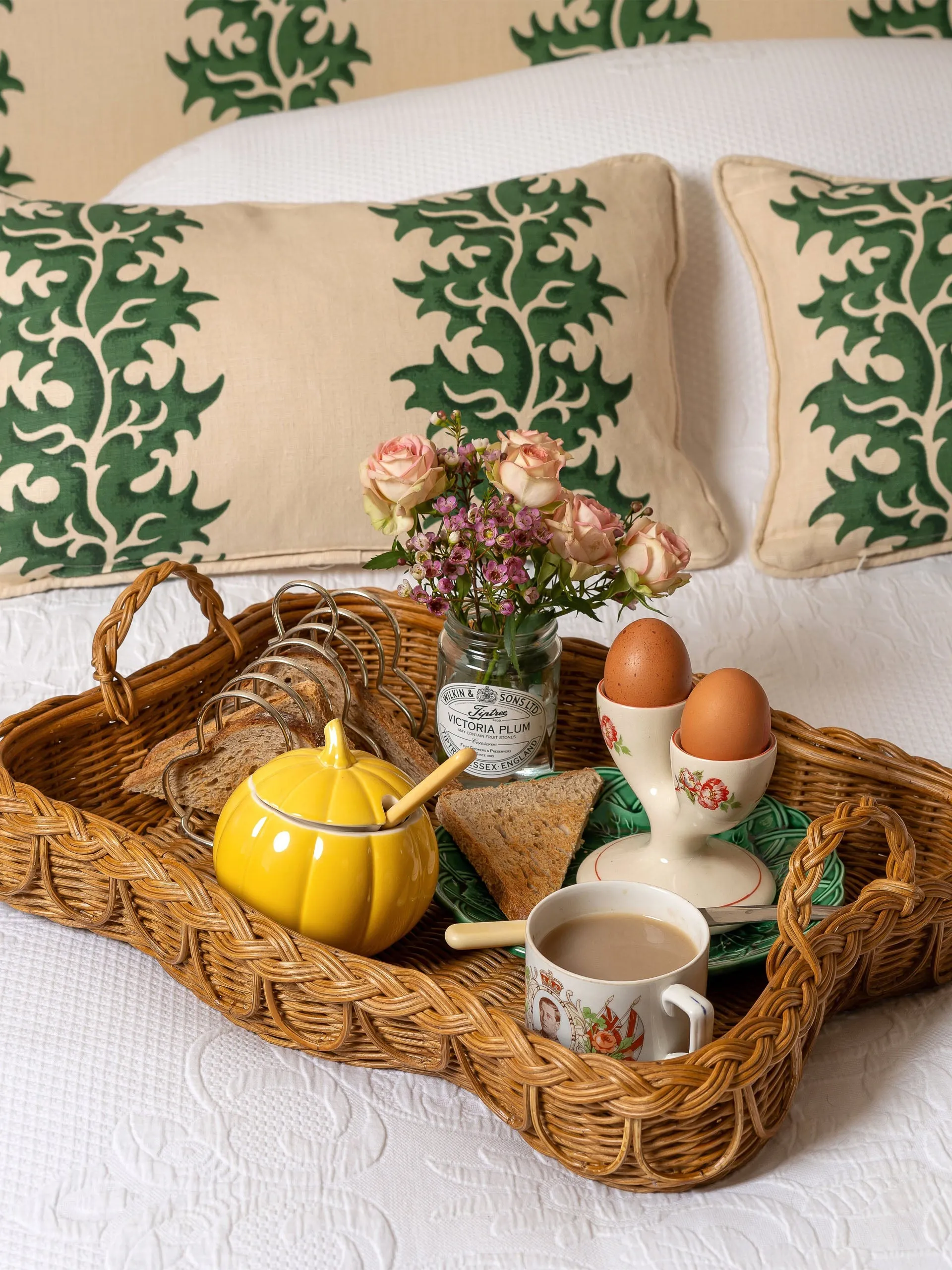 Hadley scalloped rattan tray