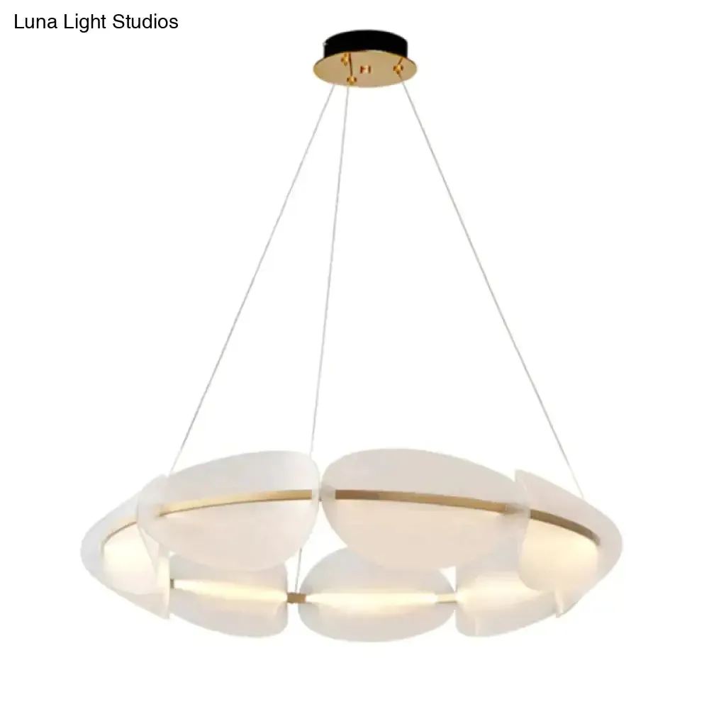 Lavella - Petal Shaped Chandelier