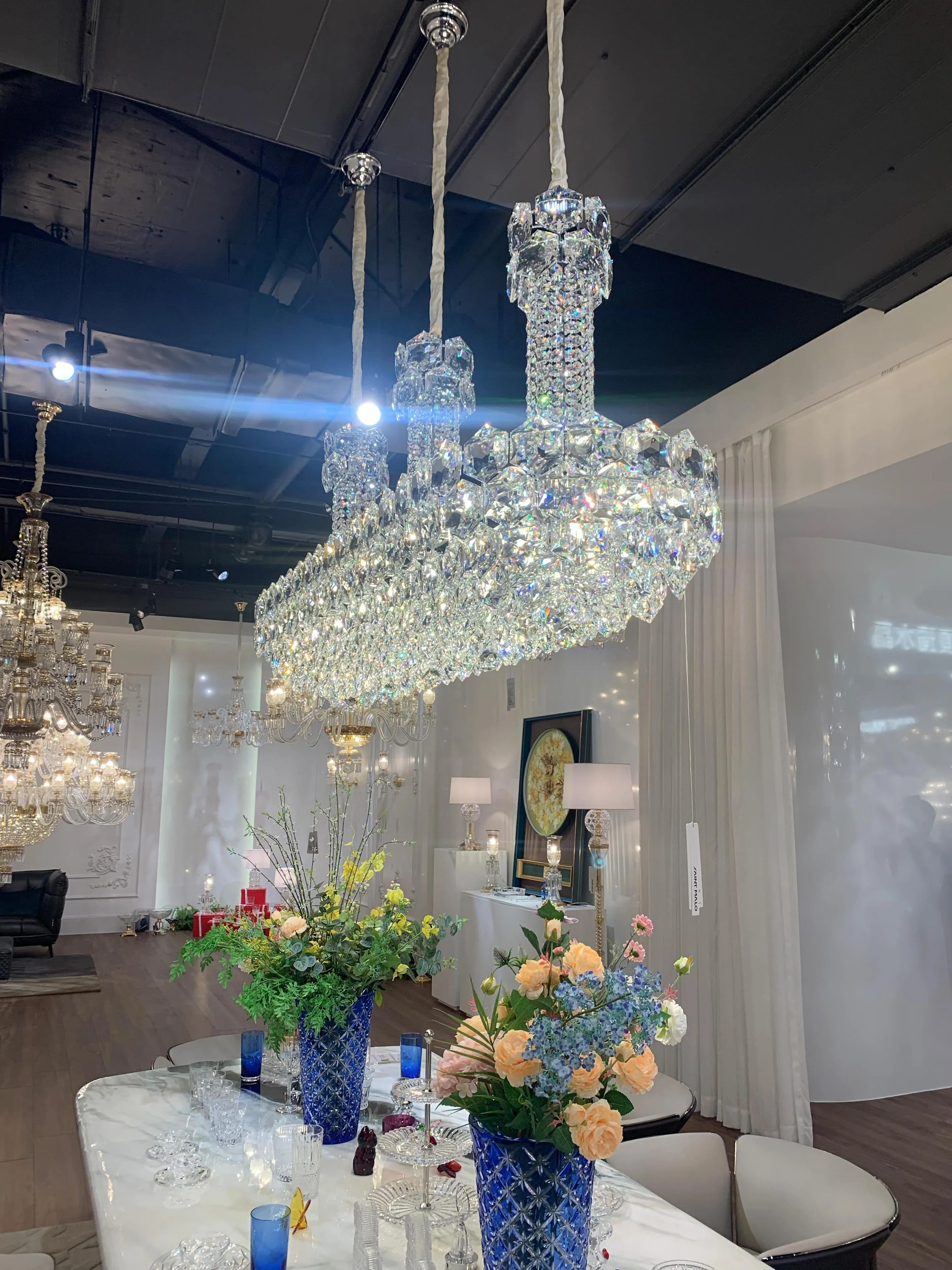 Luxury Linear Hexagonal Crystal Chandelier for Dining Room