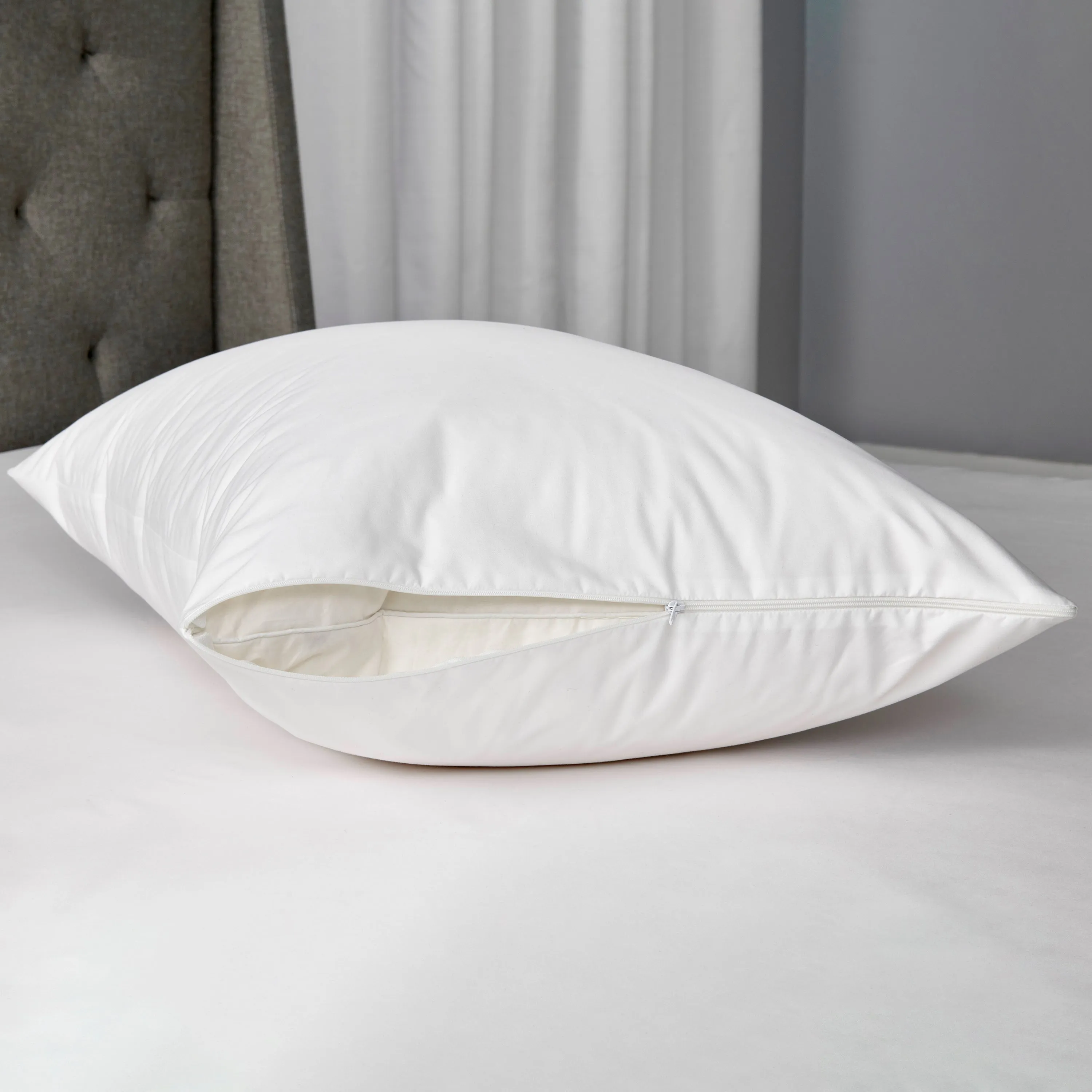 Maximum Allergy   Bed Bug Protection Pillow Protector