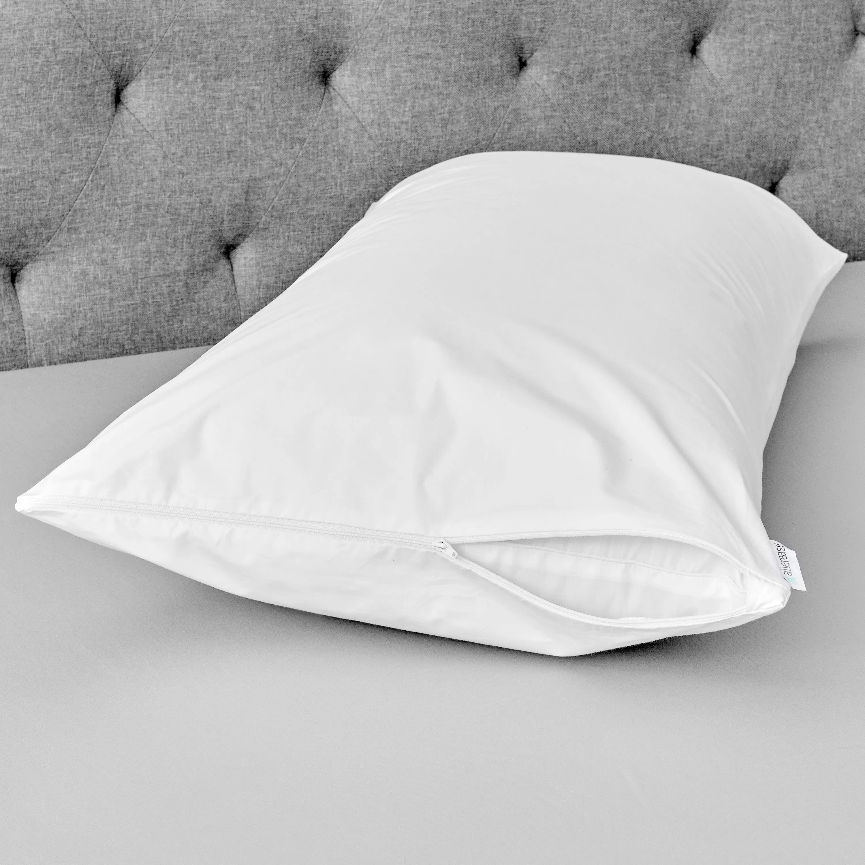 Maximum Allergy   Bed Bug Protection Pillow Protector