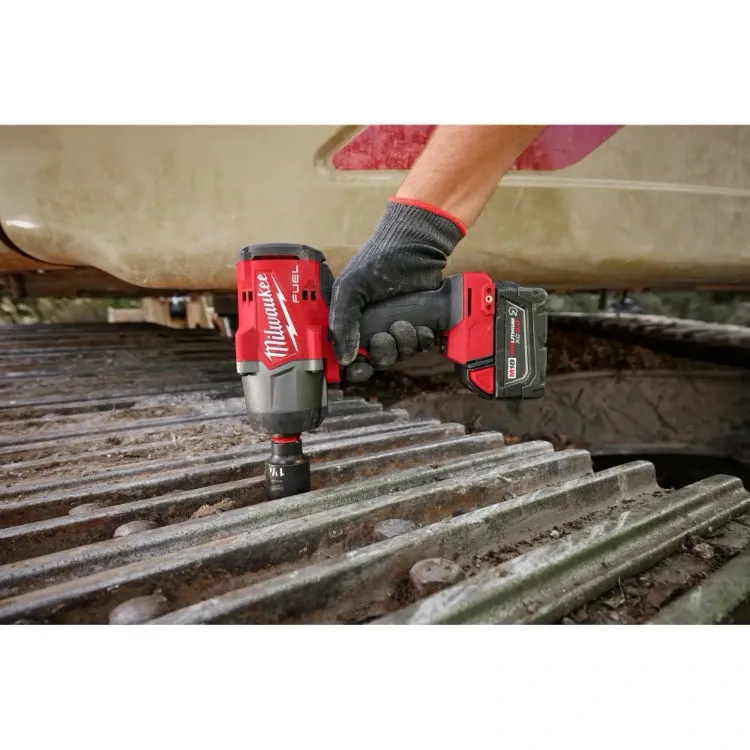 Milwaukee 2967-21B M18 FUEL™ 1/2" High Torque Impact Wrench w/ Friction Ring Kit   Free Battery