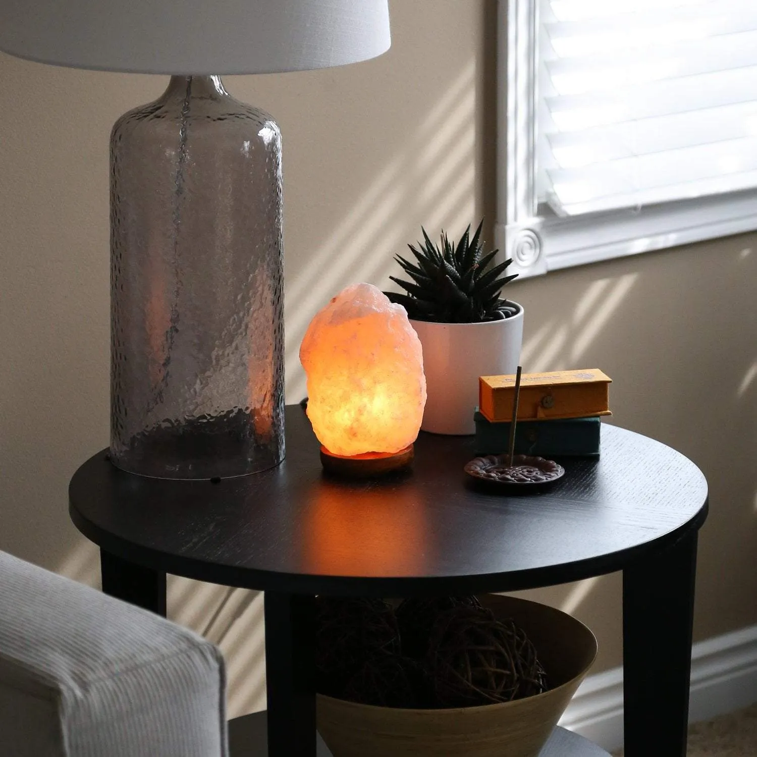 Tranquil Himalayan Salt Lamp