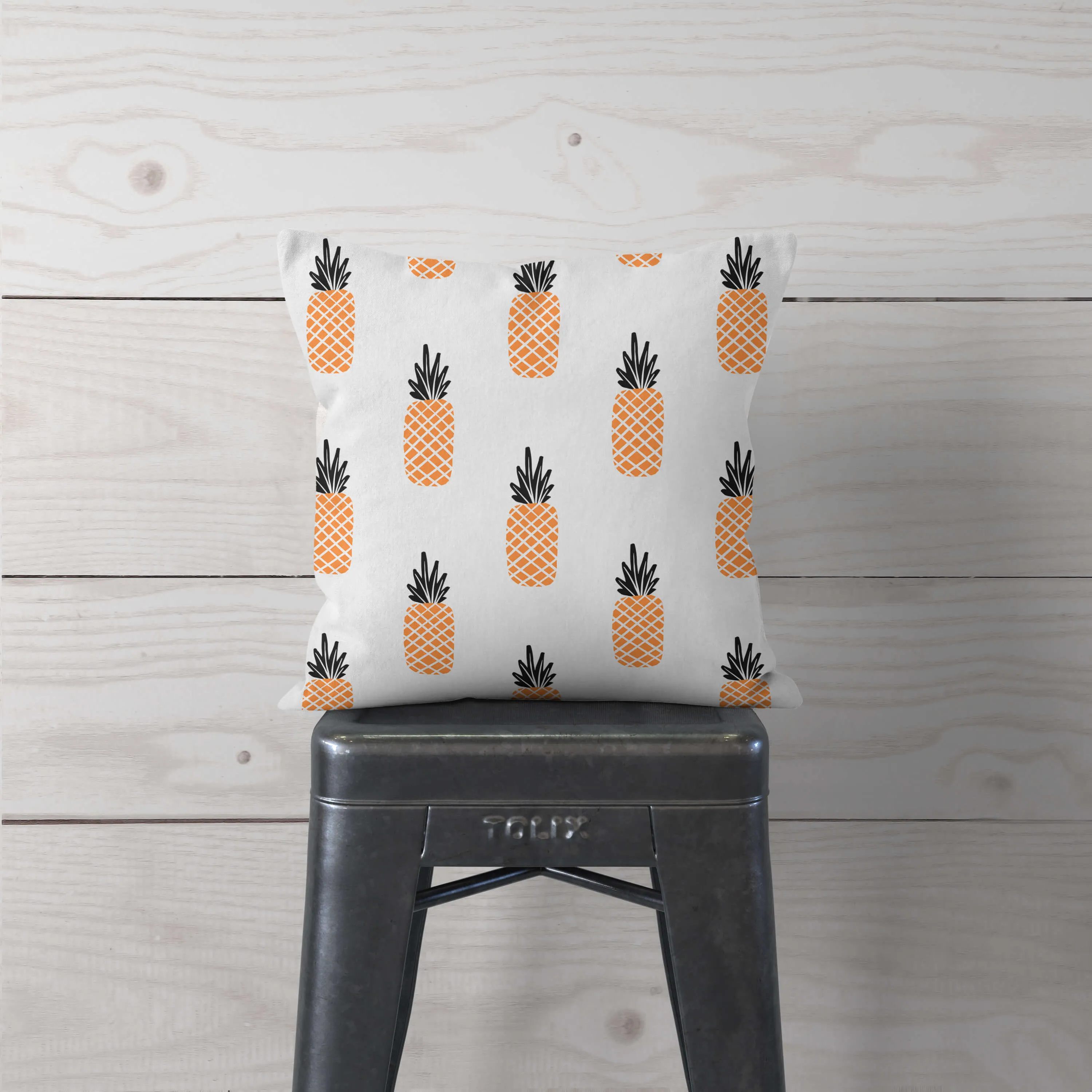 Watercolor-Pineapples-Pillow Cover